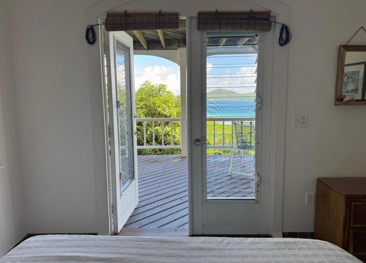 Blue Pearl Villa In St John Usvi Coral Bay Экстерьер фото